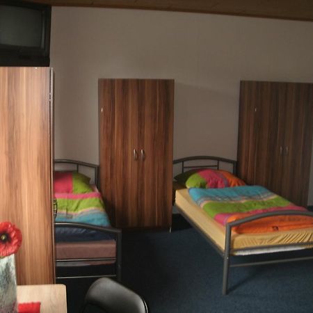 Gästehaus Harz -Monteurzimmervermietung- Goslar Zimmer foto
