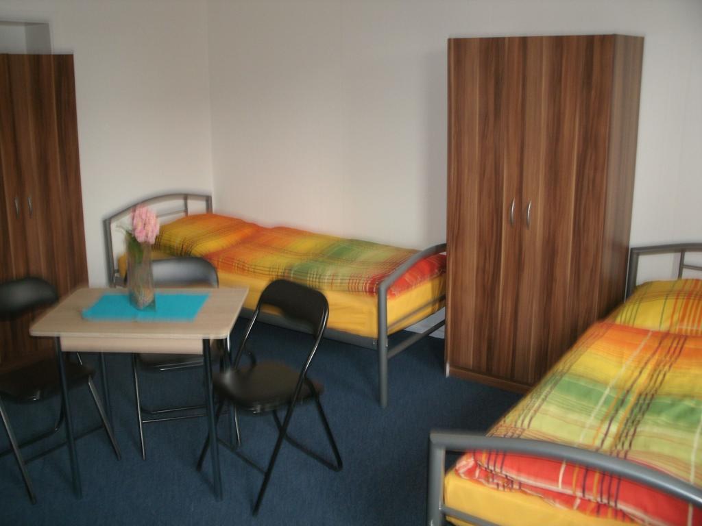 Gästehaus Harz -Monteurzimmervermietung- Goslar Zimmer foto