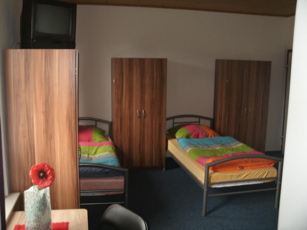 Gästehaus Harz -Monteurzimmervermietung- Goslar Zimmer foto